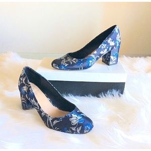 NEW Blue & Silver Metallic Brocade GAP Heels